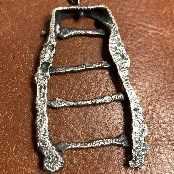 BRUTALIST MODERNIST RAW STEAMPUNK SILVERTONE PEWTER PENDANT AND CHAIN NECKLACE.